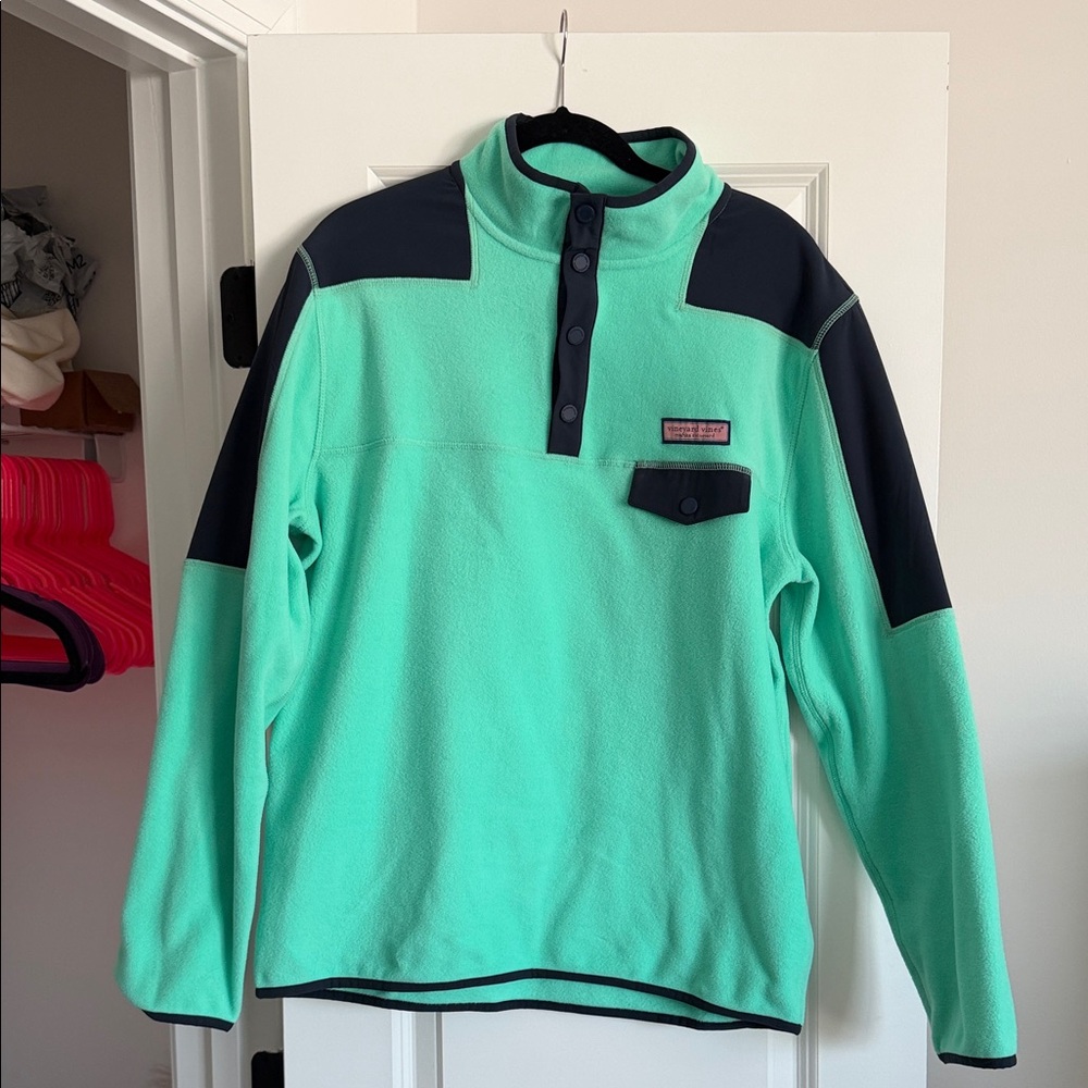 Vineyard Vines Mint/ Teal Green Pullover with Navy Trim